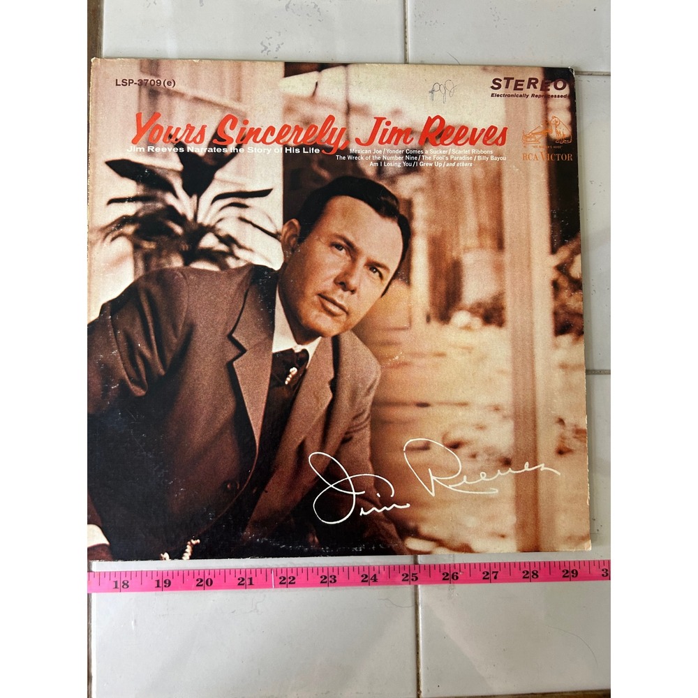 Jim Reeves Yours Sincerely Vinyl LP RCA Victor LSP-3709(e) Country 1966